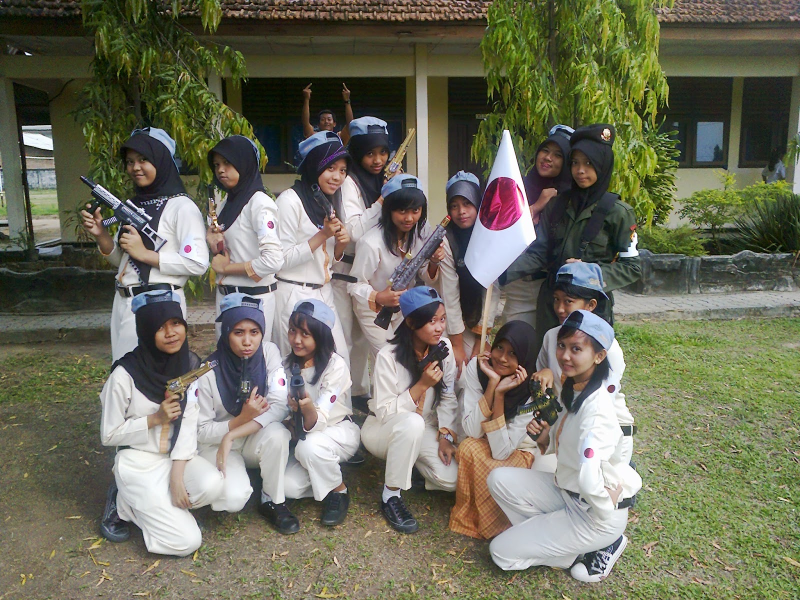 Makalah Hari Sumpah Pemuda - Ke Surakarta