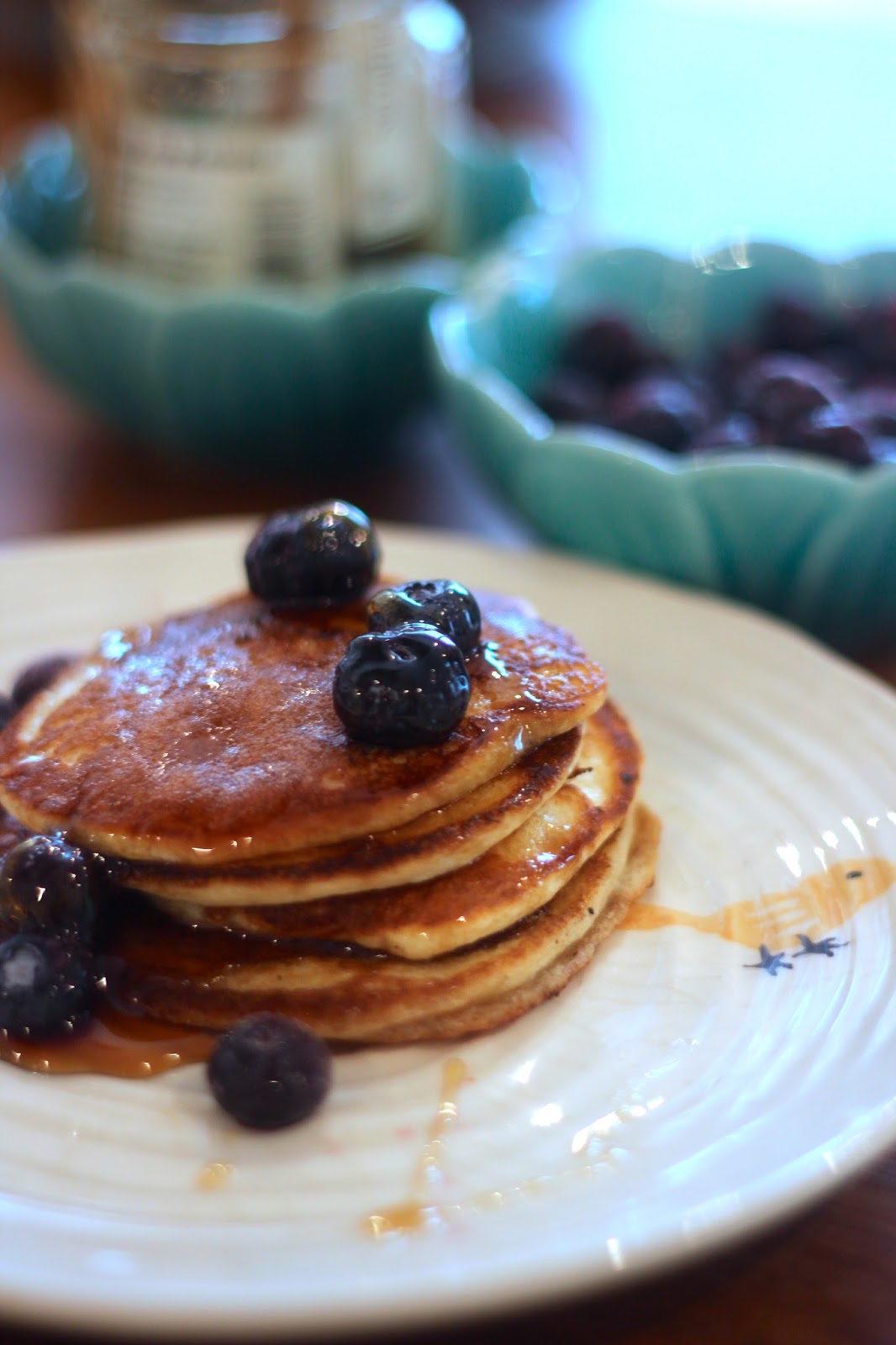 Panquecas de Buttermilk com Mirtilos e Mel