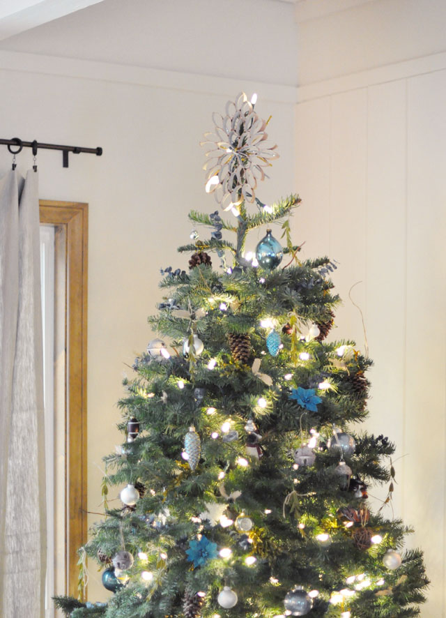 DIY rustic christmas tree