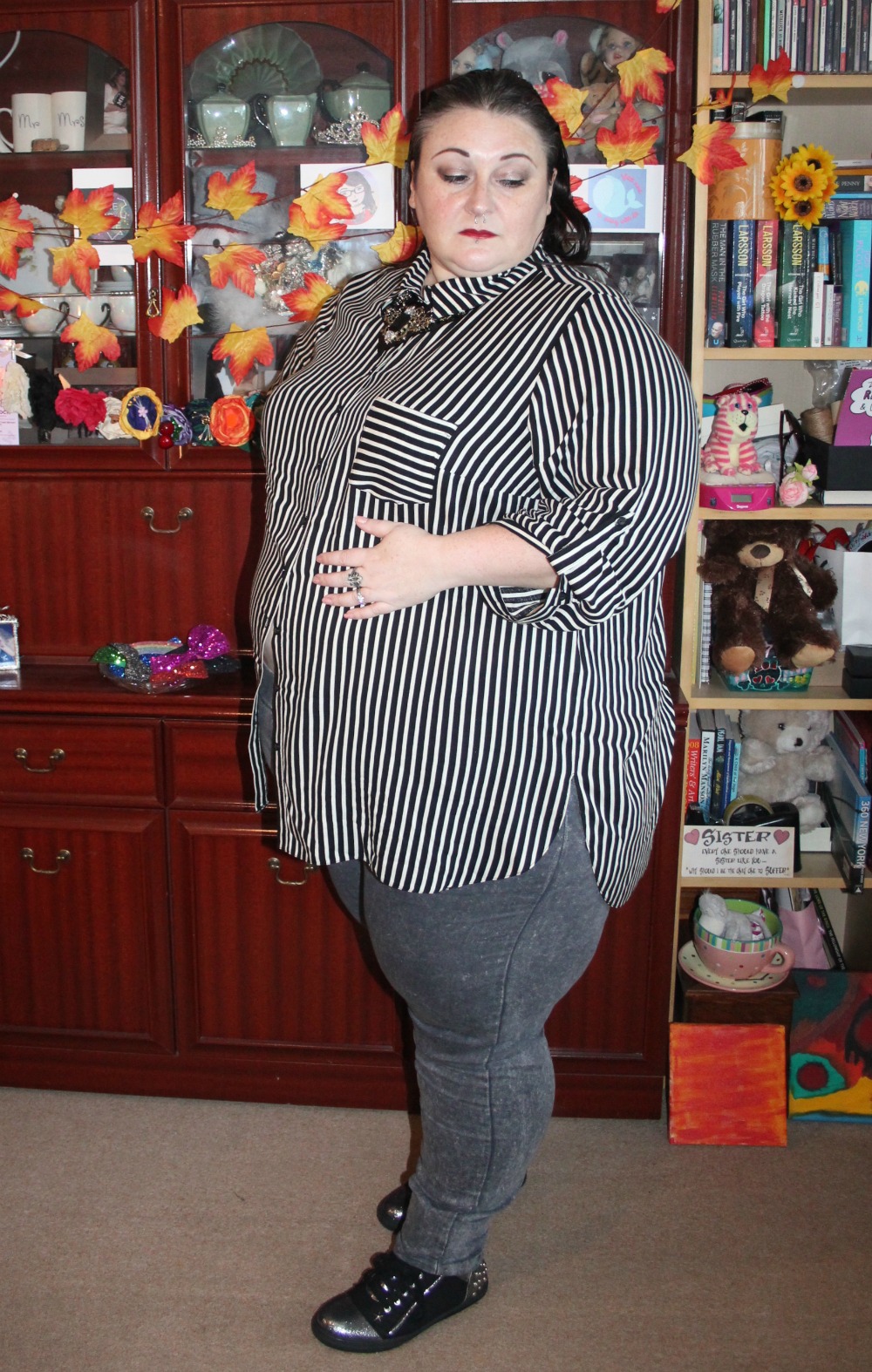 Outfit | Gothing up Beetlejuice with DP Curve - Love Leah