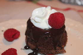 Eclectic Red Barn: 5 Ingredient Chocolate Cakes