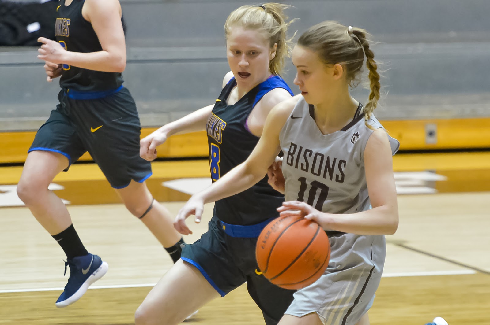 Bison Women’s Basketball Play at Alberta in CanWest PlayIn Game on Sat