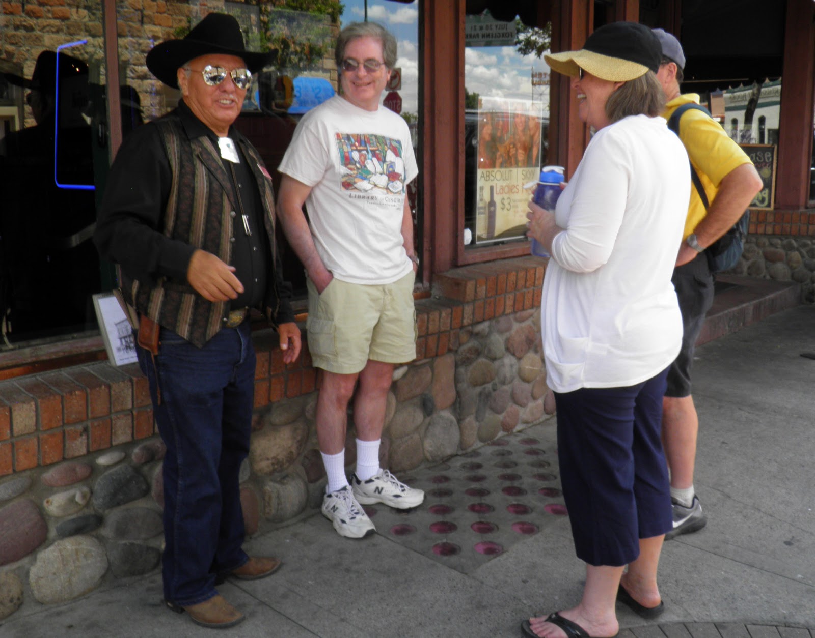 walking flagstaff walk to post office