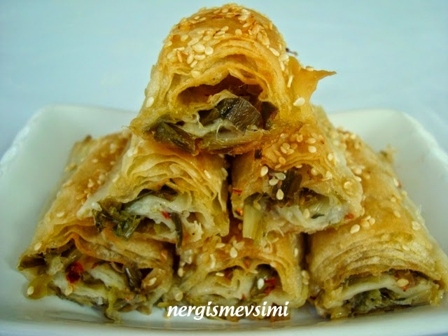 nergismevsimi YABANİ PIRASA ( KÖRMEN ) BÖREĞİ