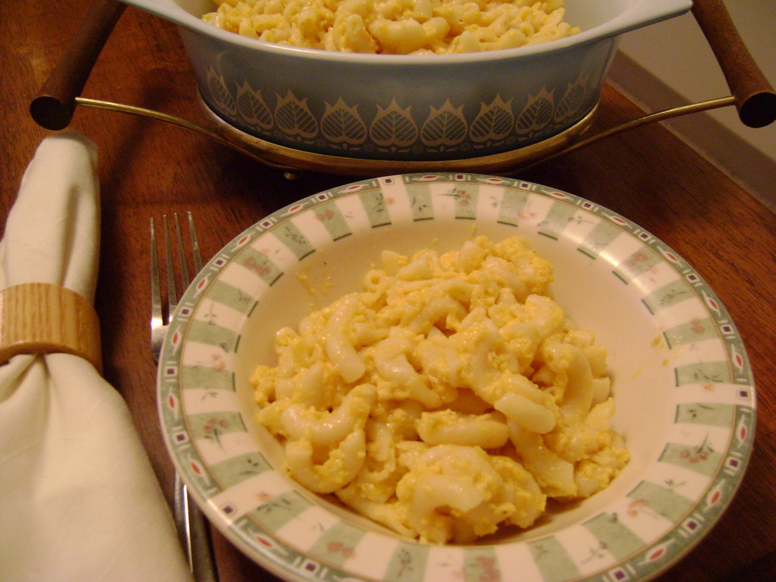 A Sunflower Life Paula Deen’s Slow Cooker Mac and Cheese