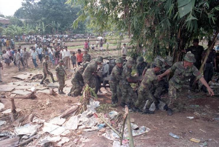 Apa Dimana Dan Kenapa ?: Inilah KOLEKSI FOTO SEJARAH KELAM