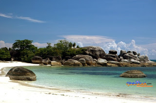 pantai punaibelitung, tourist beach bangka belitung