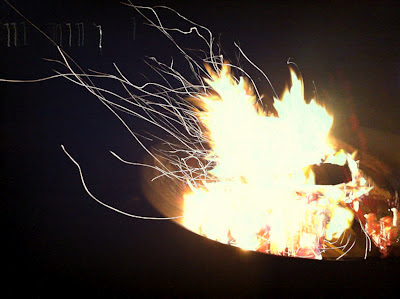 campfire spark trails with iphone slow shutter cam app