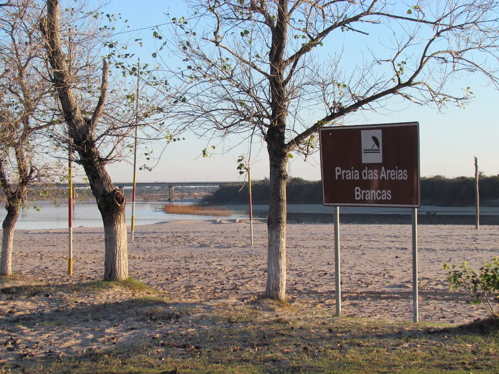 Praia das Areias Brancas