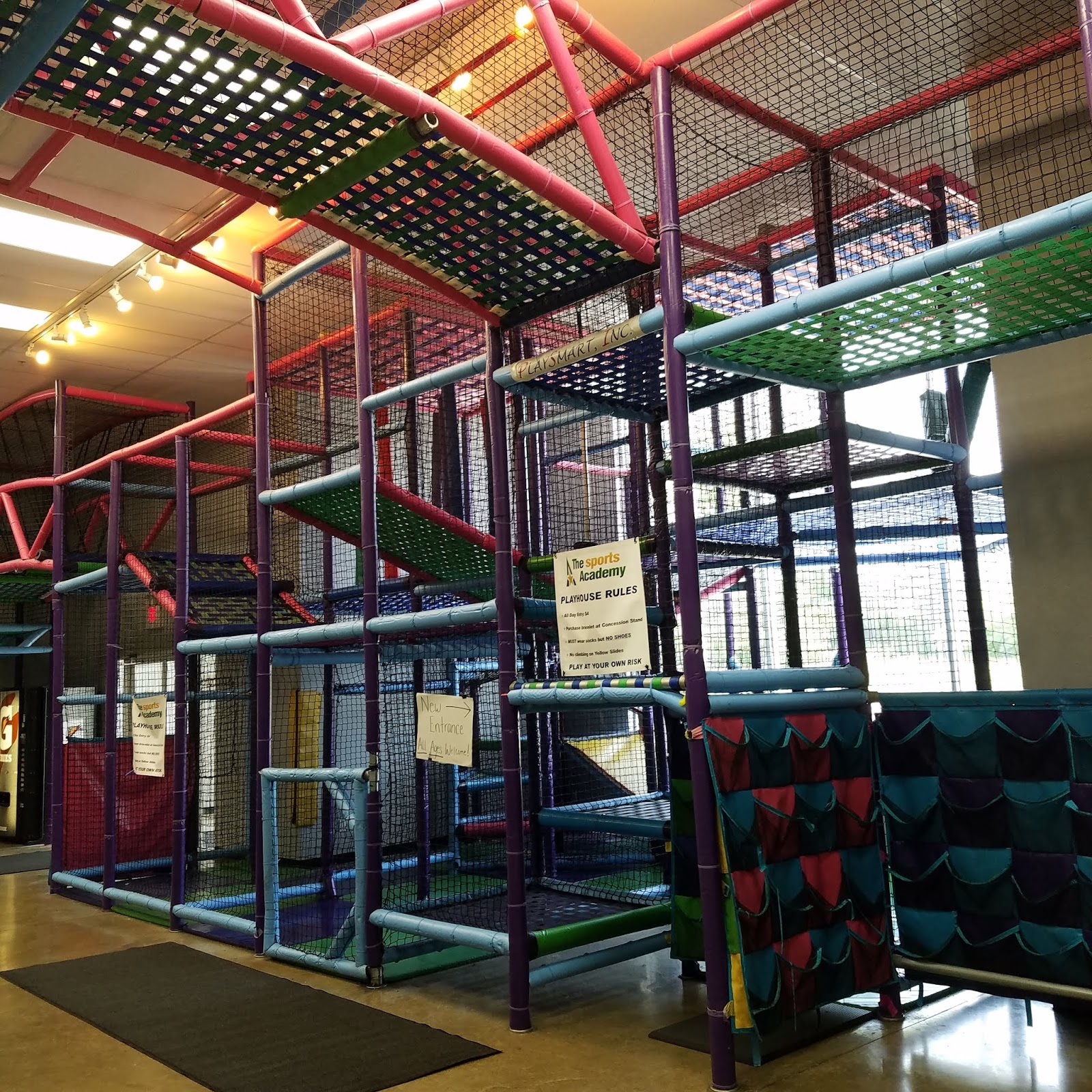 Play St. Louis The Sports Academy, Glen Carbon IL