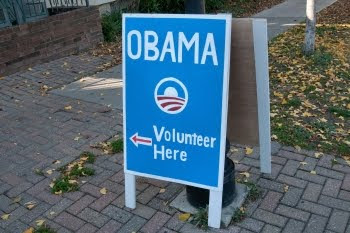 Wegweiser zum Obama-Wahlbüro in Ann Arbor © Cornelia Schaible