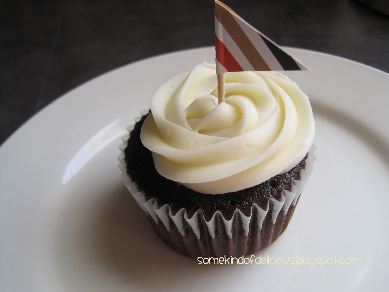 Some Kind of Delicious Crazy Chocolate Cupcakes {no egg cake recipe}