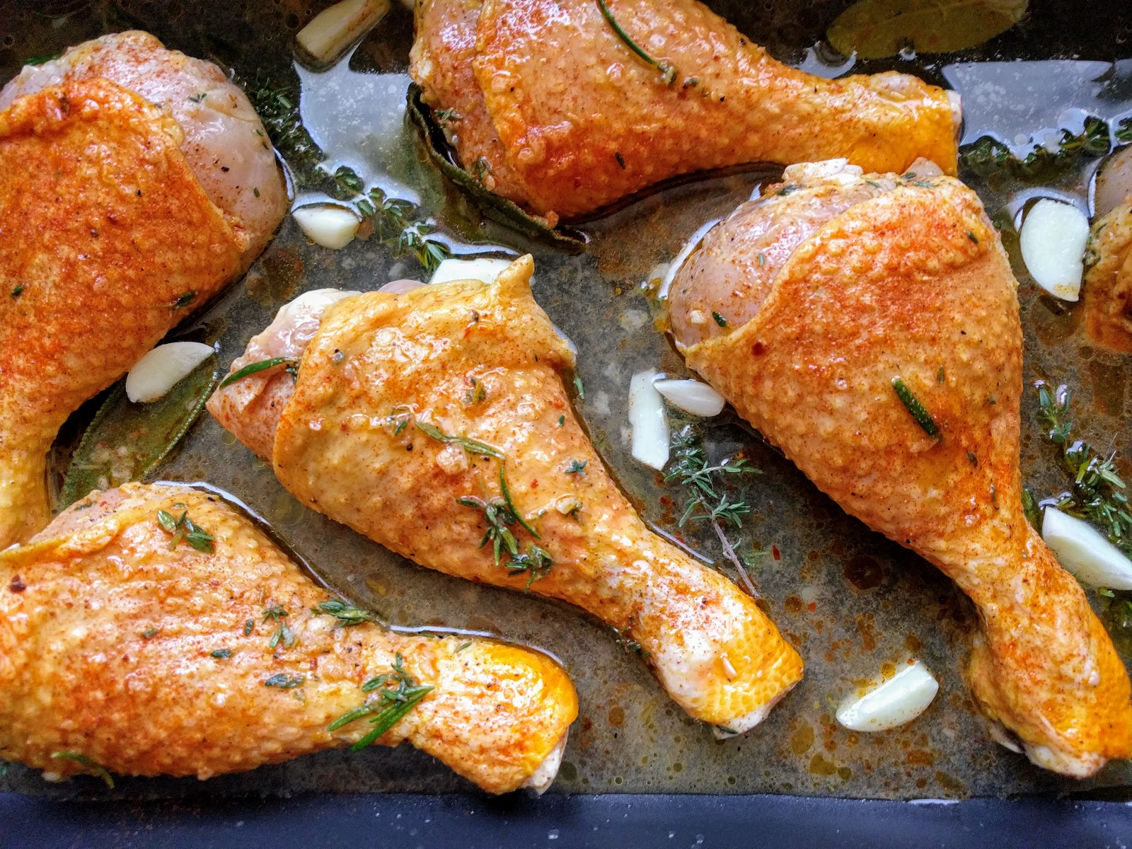 - Mediterrane Hähnchenkeulen mit Champignons - Mediterrane Hähnchenkeulen mit Champignons