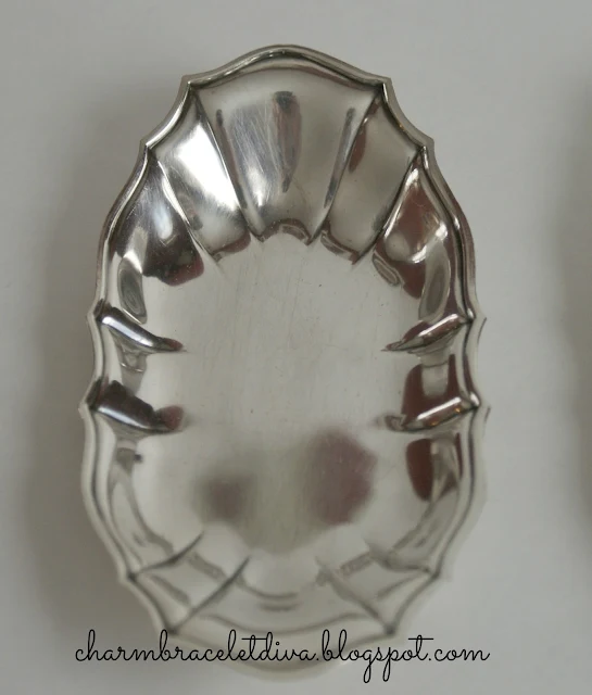 Chippendale nut dish 1950 silver fluted