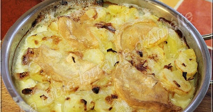 La Table Lorraine D Amelie Tartiflette Au Reblochon Lardons Et