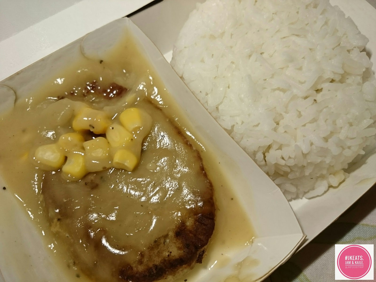 JK Eats Jollibee Pepper Cream Steak VS McDonald's Mushroom Pepper