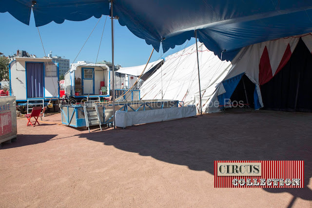 roulottes loge et coulisse du Cirque Knie 