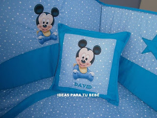 Cojin infantil mickey