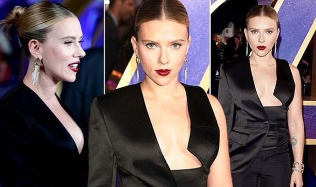 “Goá phụ đen Avengers” Scarlett Johansson gây đỏ mặt vì váy áo quá gợi cảm