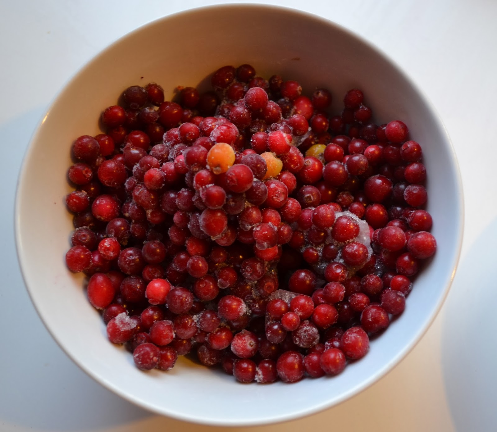 Run 'n Stitch Spiced Lingonberry Sauce