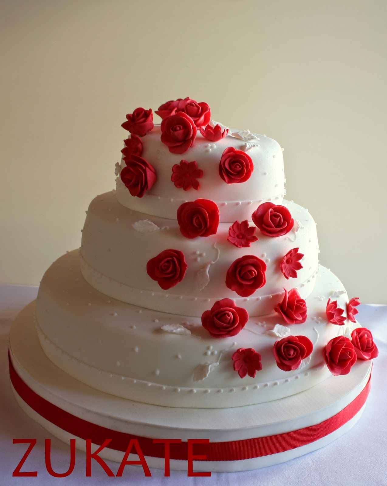TORTA DE BODAS PARA SERGIO Y NADIA ZUKATE TORTA DE BODAS PARA SERGIO Y NADIA ZUKATE