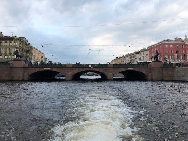 Pontes e Canais de São Petersburgo