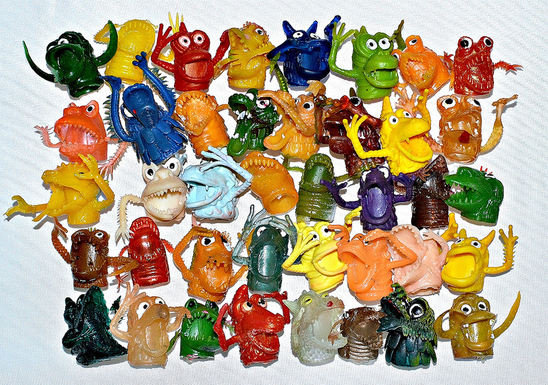 Little Weirdos Mini figures and other monster toys Freaky finger
