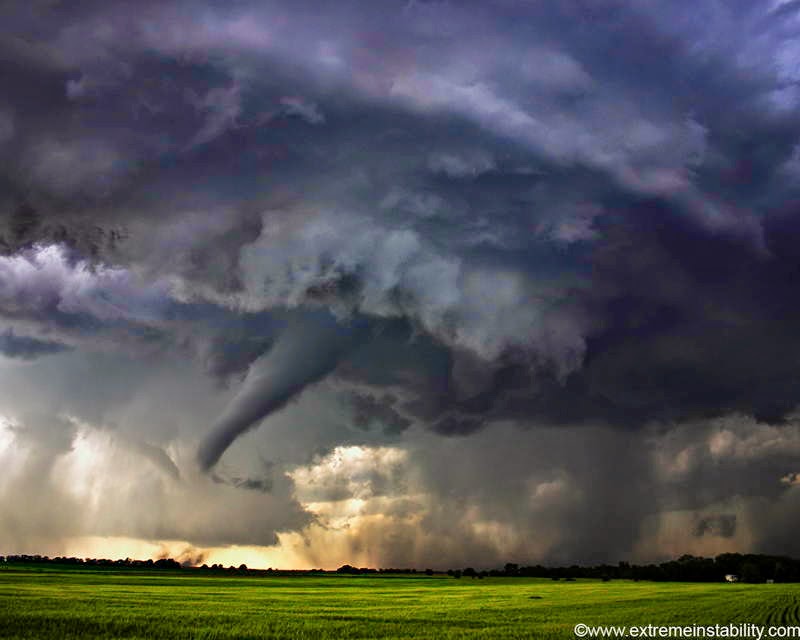 Mike Hollingshead - The World’s Best Storm Chaser Photography