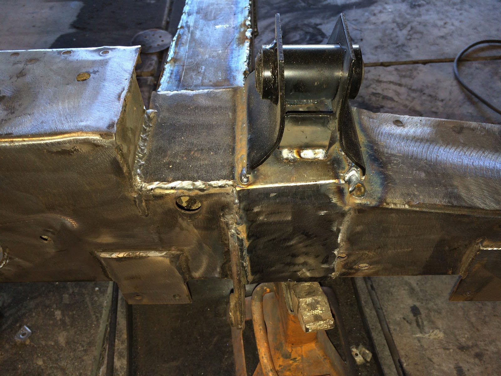 Aloha Rover's Ramblings Frame suspension mounts