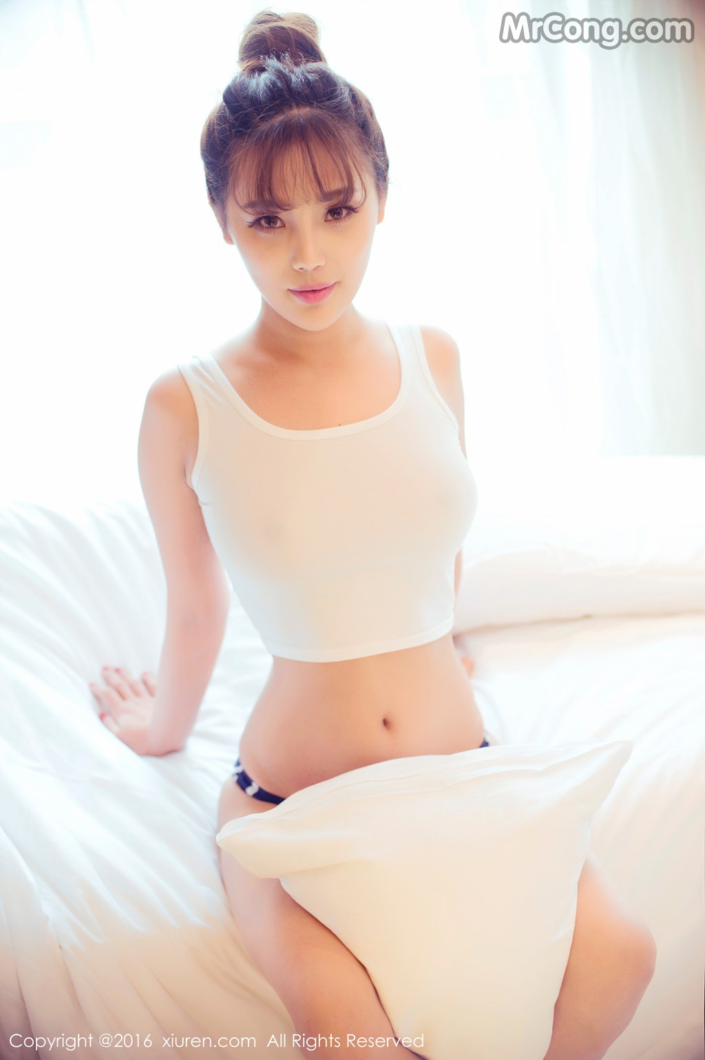 XIUREN No. 63: Model Zhou Yu Ran (周 予 然) (63 photos)