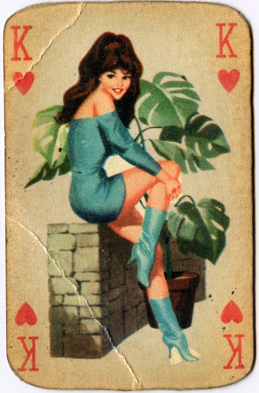 проигрыватель виниловых пластинок аллегро 001. ретро-проигрыватель вектор. проигрыватель пластинок юность чемоданчик. человек с патефоном. виниловый проигрыватель старый.