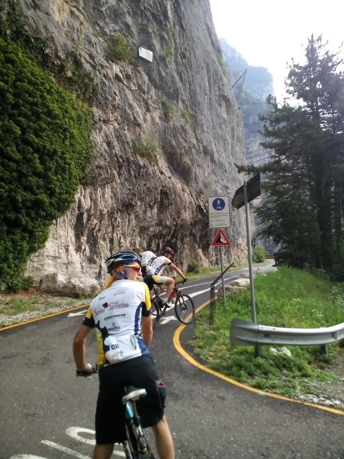 Unterwegs Im Kastenwagen Herbst Bayern Gardasee