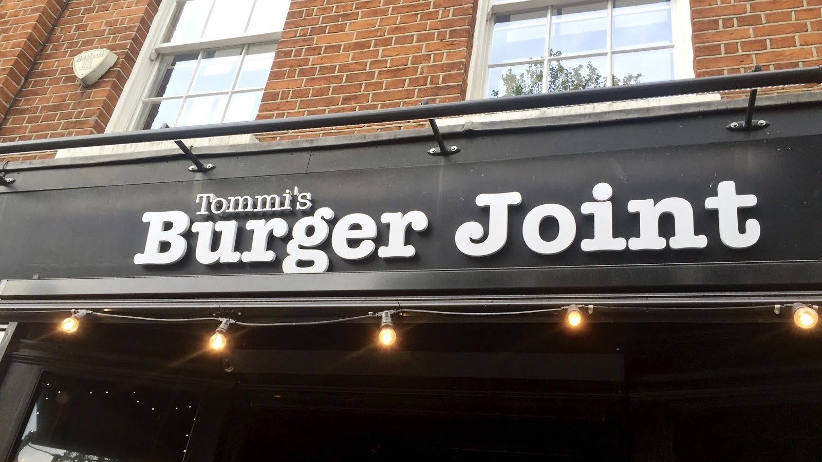 Tommi's Burger Joint Chelsea Review