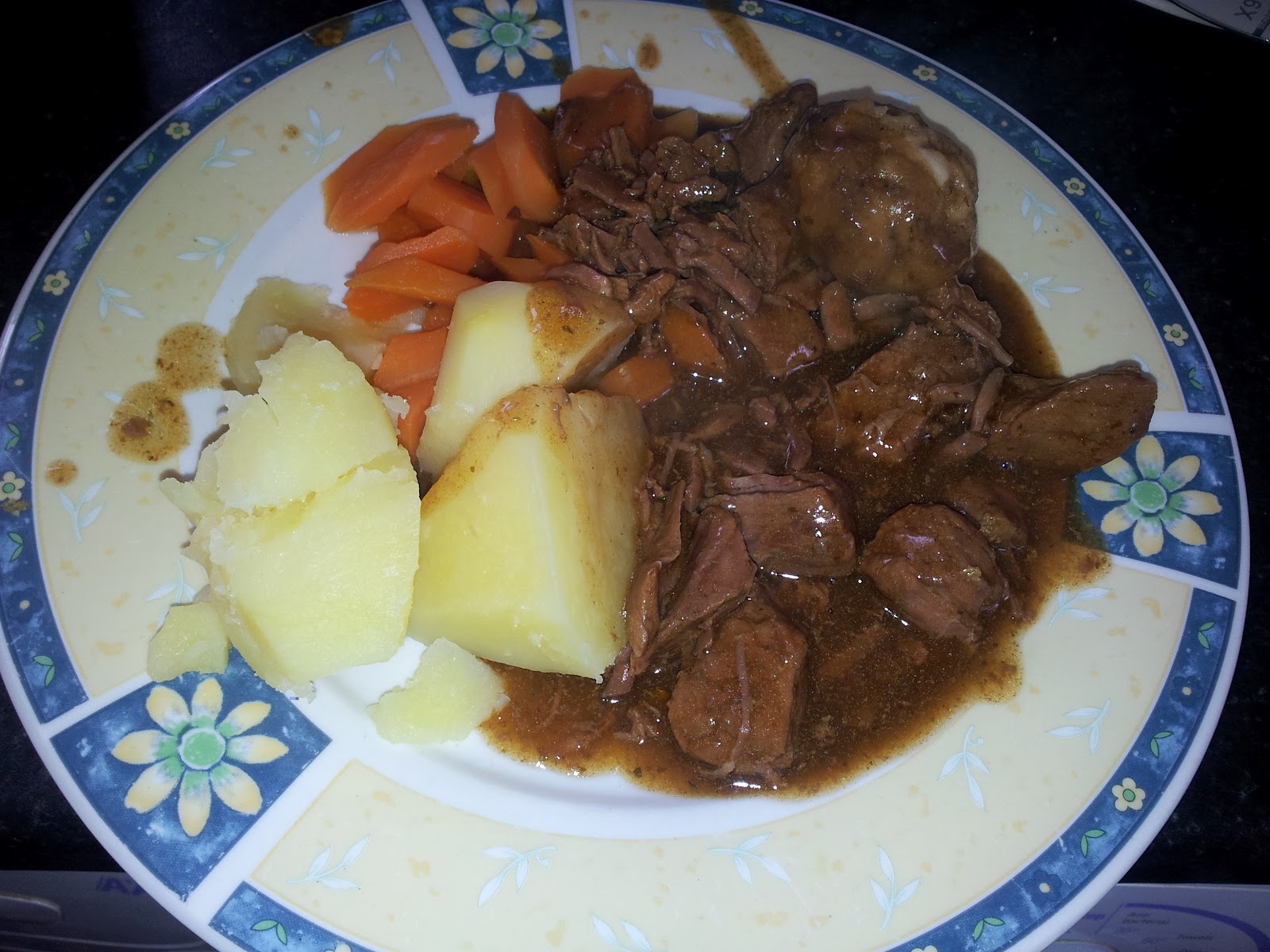 Mummy Of 3 Diaries Beef & Ale Stew with Schwartz & Morphy Richards