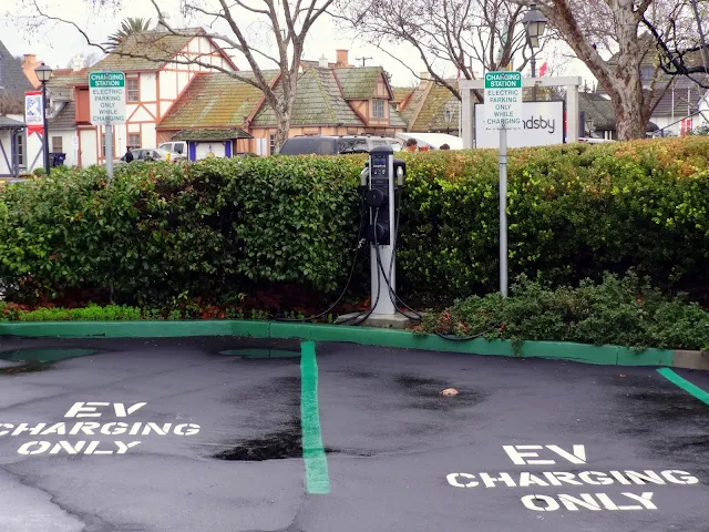 EV parking solvang