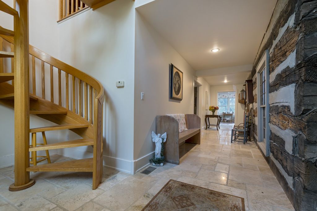 Sweet House Dreams 1834 Log Home in Helena, Ohio