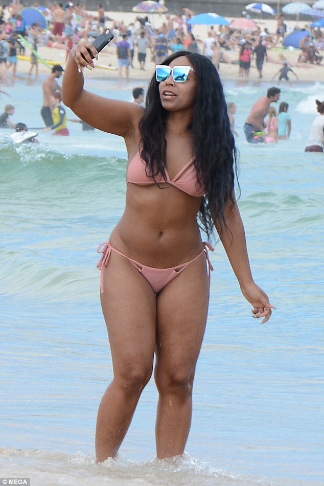 Ashanti Flaunts Her Stretch Marks Butts On Sydney Beach.