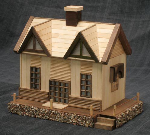 Contoh 1 Miniatur Rumah dari Stik Es Krim