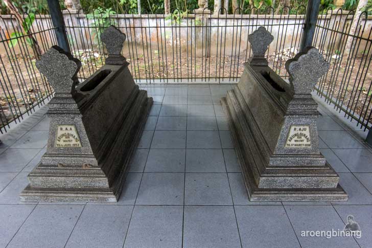 makam aroeng binang kebejen kebumen