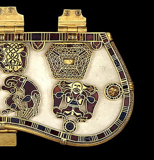 28 Sutton Hoo Treasure Stock Photos, High-Res Pictures, and Images - Getty  Images