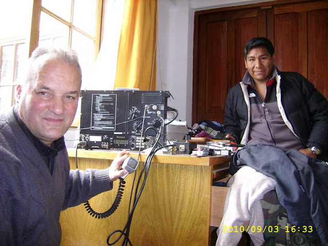 Two of the most active HAMS of CP. On the left hand site cp4xb/3,a military HAM with military equipment. The other one is cp4mg,Martirian,the only one of Bolivia who is active from 6 m to 160 meters