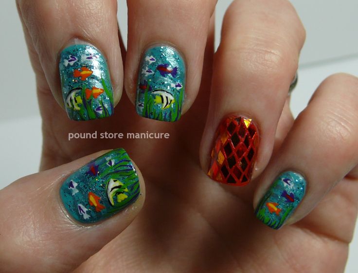 Aquarium nail art