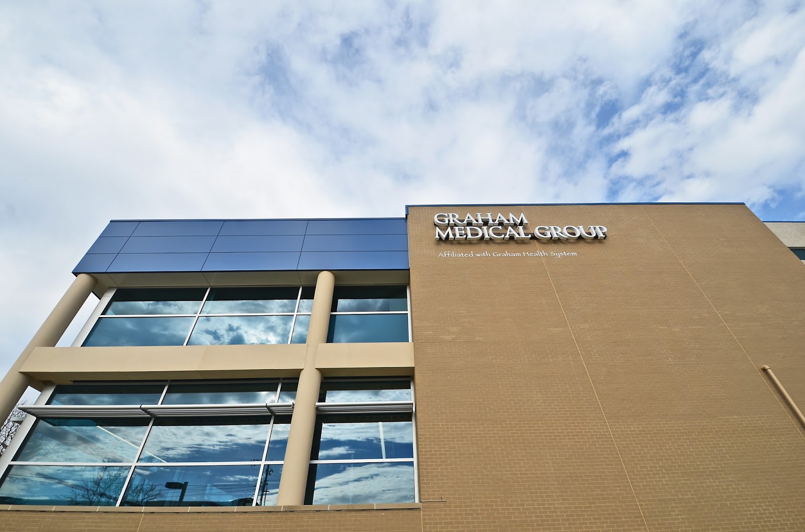 P.J. Hoerr, Inc. Graham Medical Group OutPatient Clinic Canton, IL