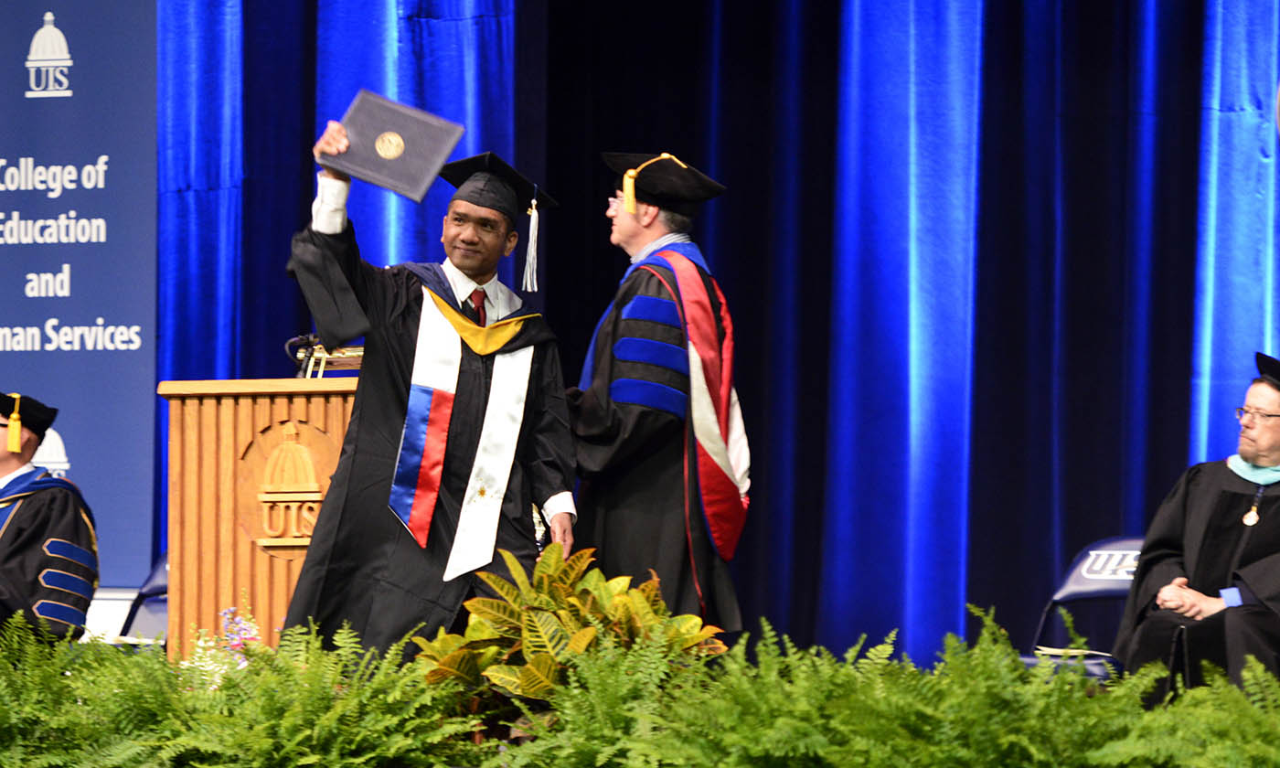 UIS News Students celebrate graduation during the 48th annual UIS