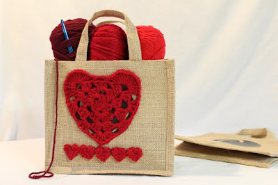 crochet, granny square, heart, tote bag, no-sew, free crochet pattern