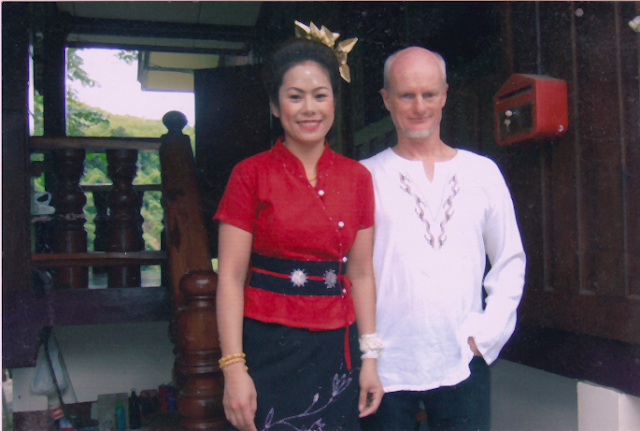 Thai marriage of author Paul Lyons and wife, Kanlayanee