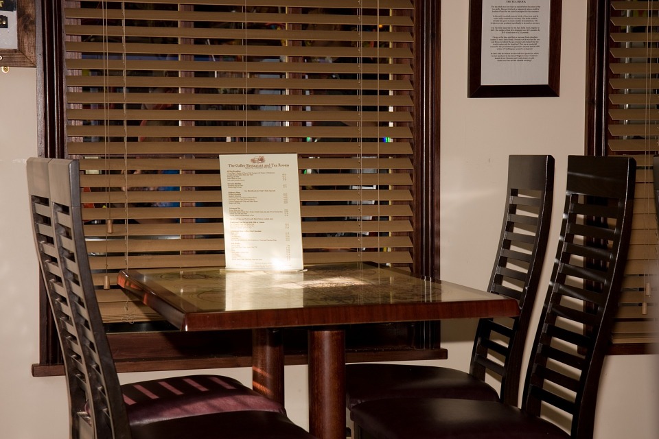 How To Find Functional Cafe Blinds For Your Restaurant Aussie Info Zone