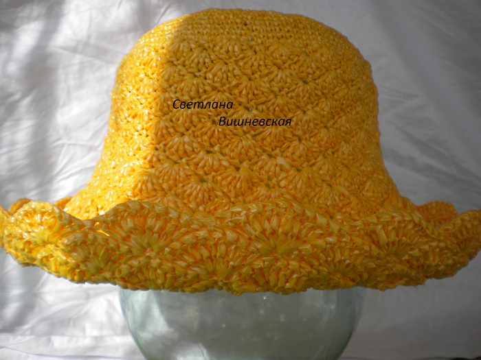 Tina's handicraft hat from plastic bag photo tutorial