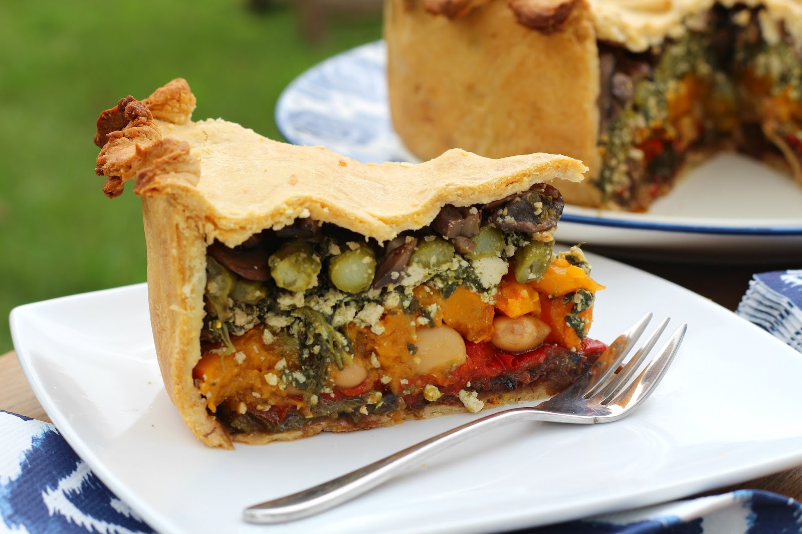Ellie's Recipes The Ultimate Vegan Picnic Pie!