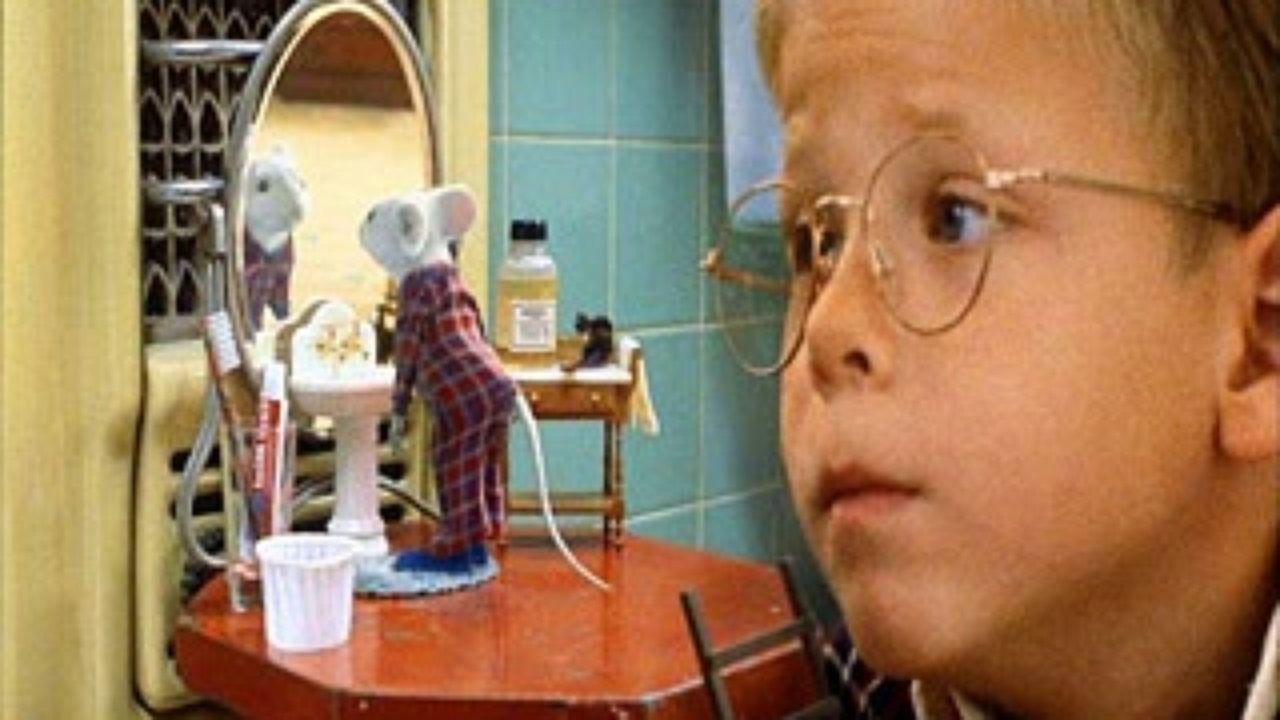 Stuart little 1999 full movie in hindi on hindilinks4u Stuart little 1999 full movie in hindi on hindilinks4u